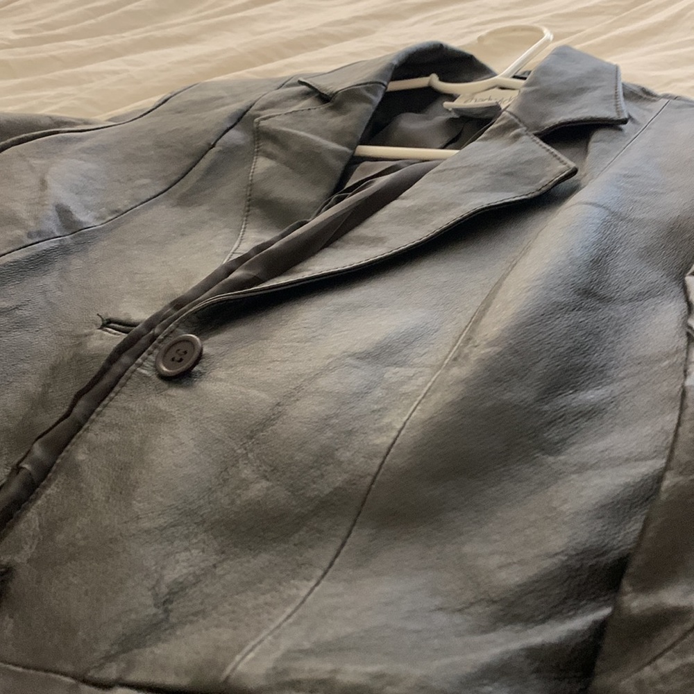 Chadwicks Leather Jacket - Picture 3 of 4